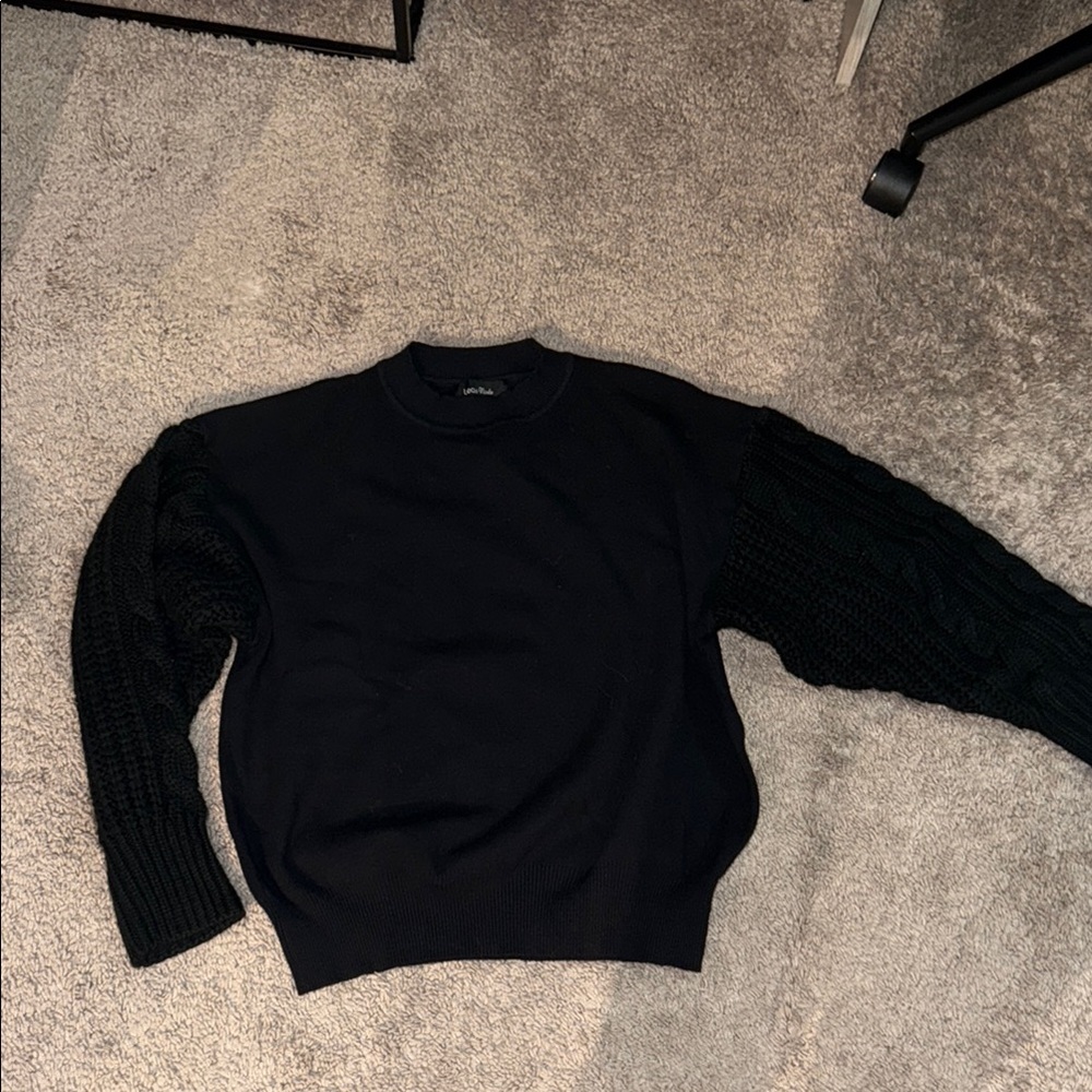 Lea & viola cable knit sleeve sweater
